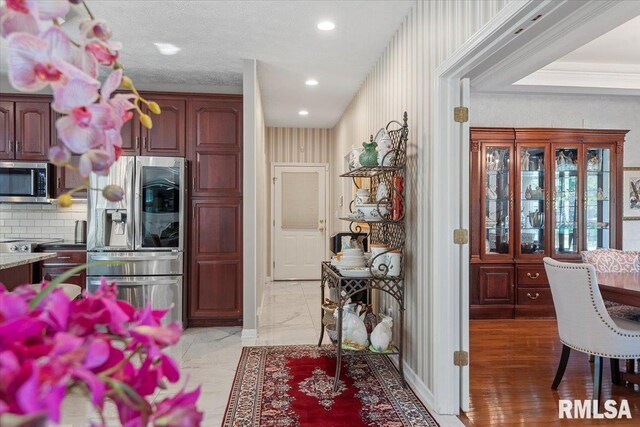 505 Clipper Rd, Springfield, IL 62704 - kitchen featuring stainless steel appliances, tasteful backsplash, and recessed lighting