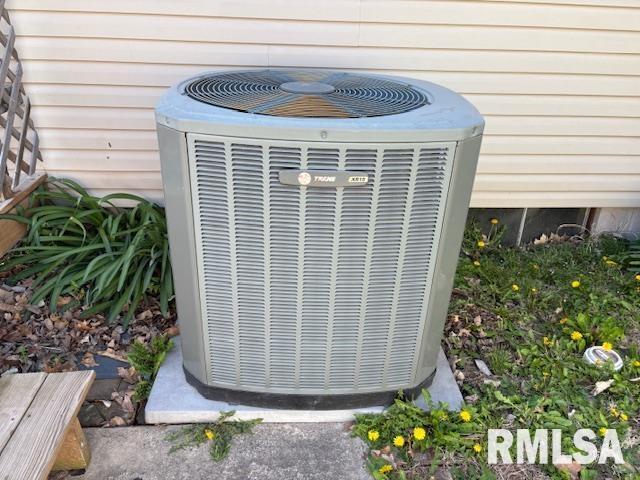 412 Pine St, Greenfield, IL 62044 - exterior view of central AC unit