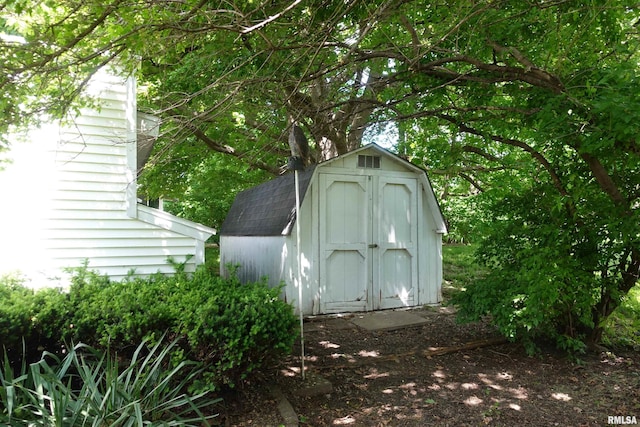 345 Division St, Galesburg, IL 61401 - view of shed