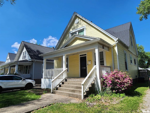 view of front of house featuring covered porch