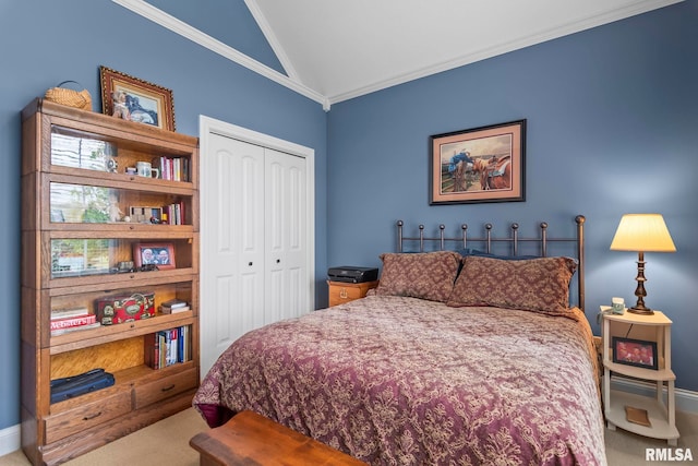 1625 Grace Ridge Rd, New Berlin, IL 62670 - bedroom with crown molding, lofted ceiling, carpet, a closet, and baseboards