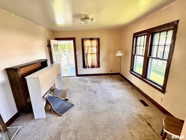 440 S Sandy St, Jacksonville, IL 62650 - photo 3