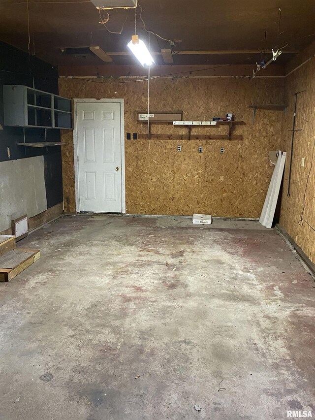107 Locust Rd, Meredosia, IL 62665 - view of garage
