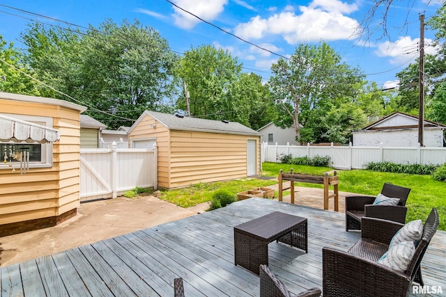 1622 W Cook St, Springfield, IL 62704 - wooden terrace featuring an outdoor structure