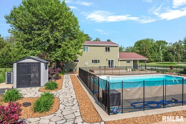 4101 N 8th St, Springfield, IL 62707 - view of swimming pool featuring view of wooded area