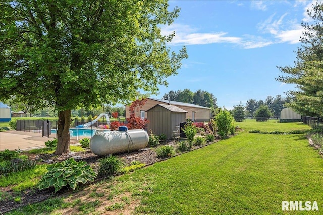 4101 N 8th St, Springfield, IL 62707 - view of yard with an outdoor pool