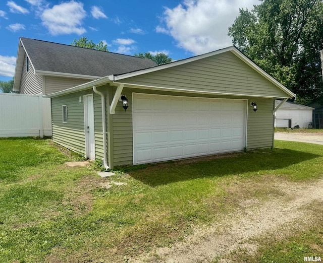 1106 S 19th St, Quincy, IL 62301 - view of garage