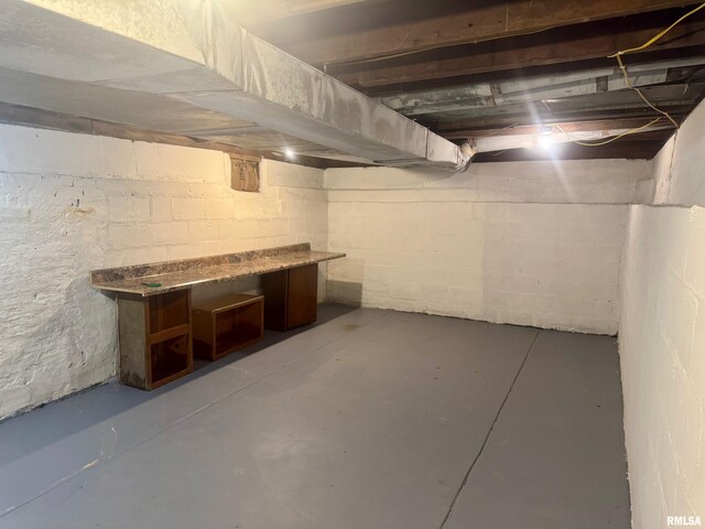 1106 S 19th St, Quincy, IL 62301 - view of unfinished basement