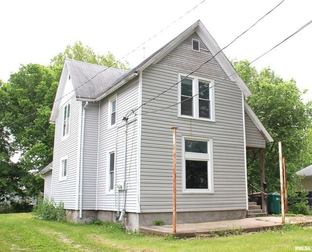 113 Duffield Ave, Galesburg, IL 61401 - photo 2