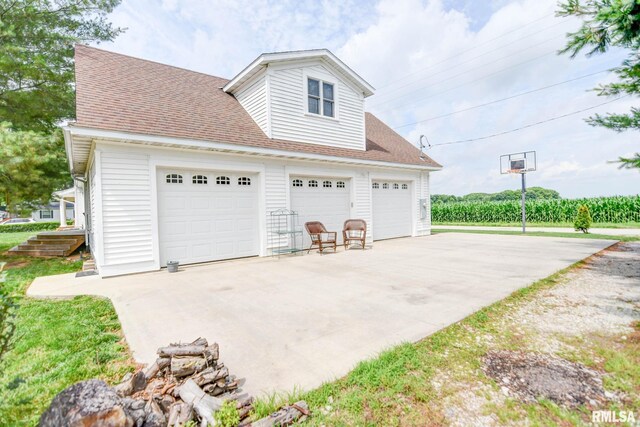 312 N Hedge St, Taylorville, IL 62568 - photo 9