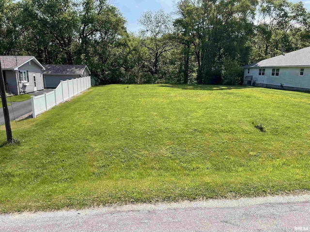 11207 22nd St, Milan, IL 61264