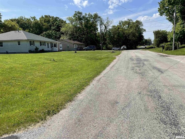 11207 22nd St, Milan, IL 61264