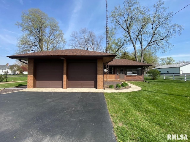 235 W Van Buren St, Greenview, IL 62642 - photo 2