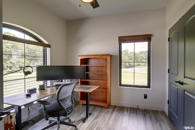 4811 Bitter Ct, Quincy, IL 62305 - office space featuring healthy amount of natural light, ceiling fan, light wood-type flooring, and baseboards