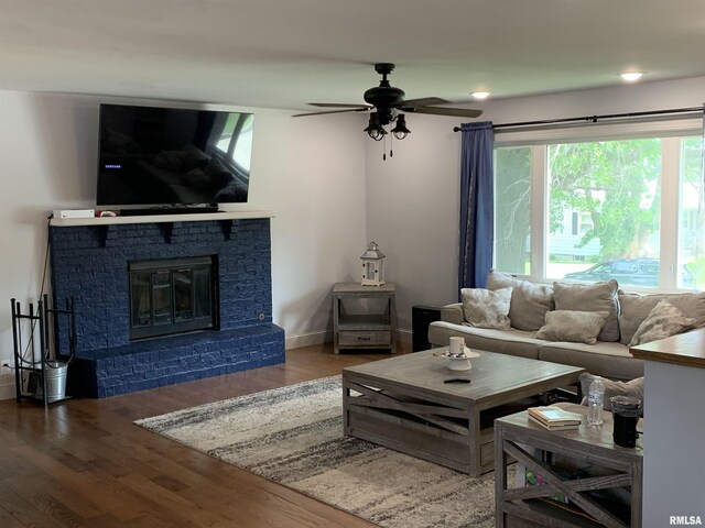 720 N 5th St, Monmouth, IL 61462 - photo 5