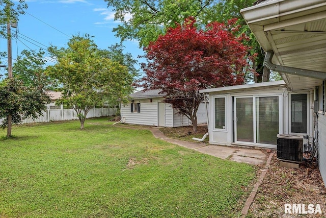 3225 Saxony Rd, Springfield, IL 62703 - view of yard with central air condition unit