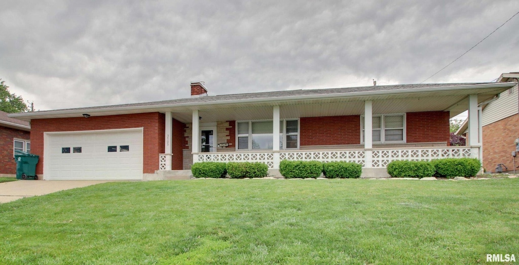 3705 Briarwood Dr, Quincy, IL 62301 - photo 1