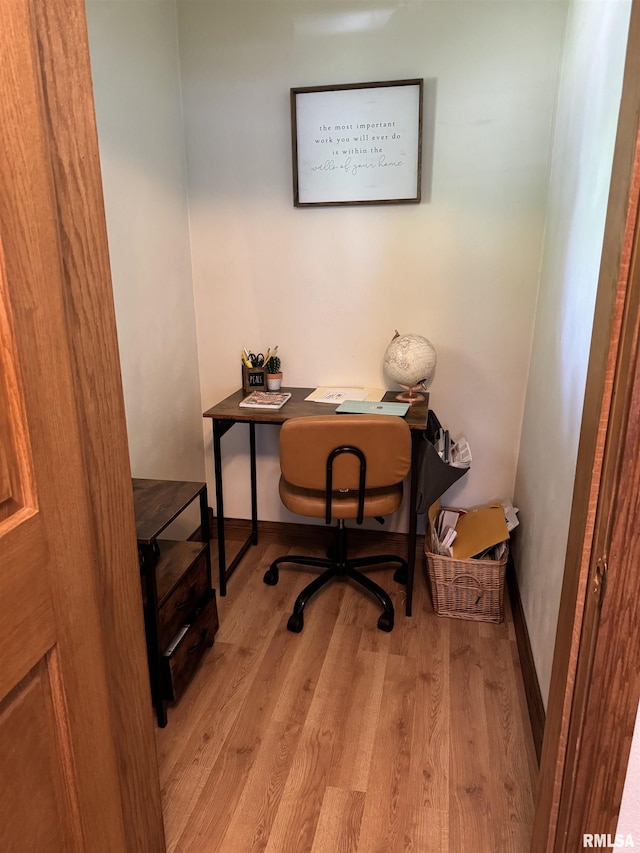 409 N Broadway St, Havana, IL 62644 - office with wood finished floors