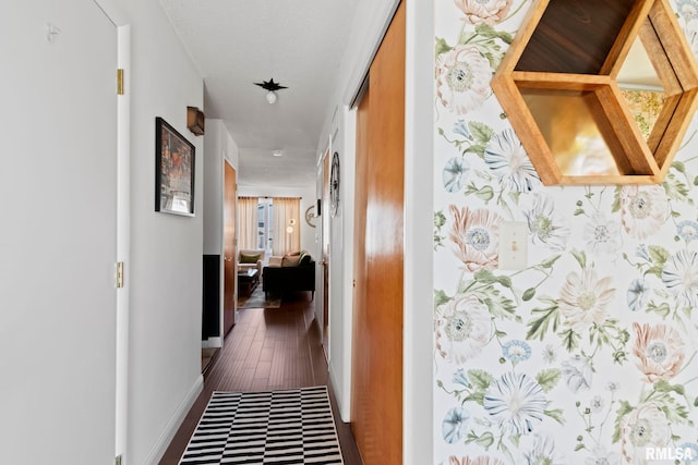 704 Rickard Rd, Springfield, IL 62704 - corridor with baseboards