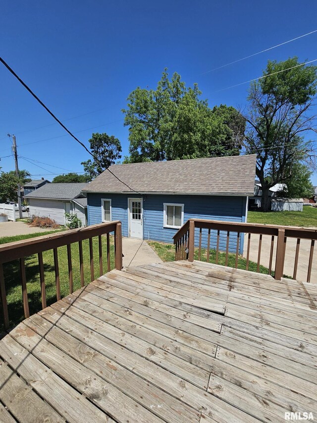 216 W Church St, Palmyra, MO 63461 - view of deck
