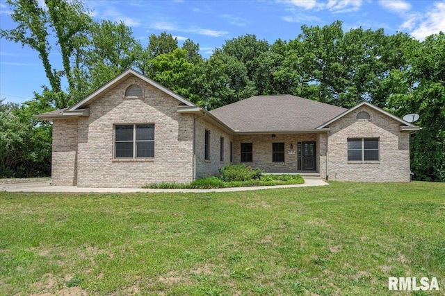 8065 Mechanicsburg Rd, Springfield, IL 62712 - ranch-style home featuring a front lawn and brick siding