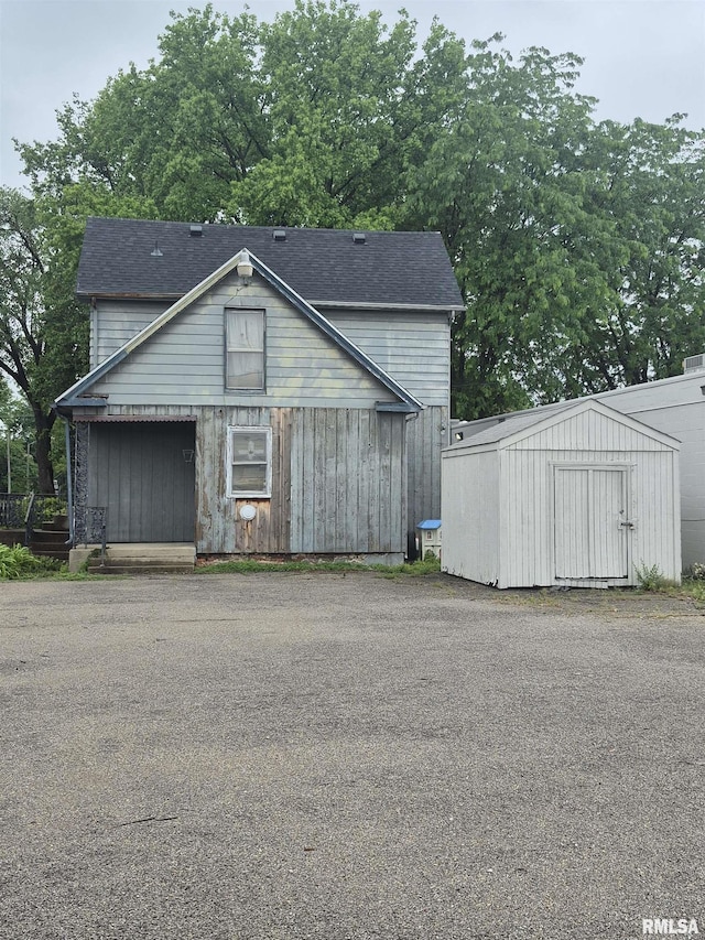 1430 S 8th St, Springfield, IL 62703 - view of bungalow-style house