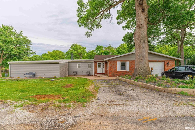 327 Elm Ln, Petersburg, IL 62675 - photo 6