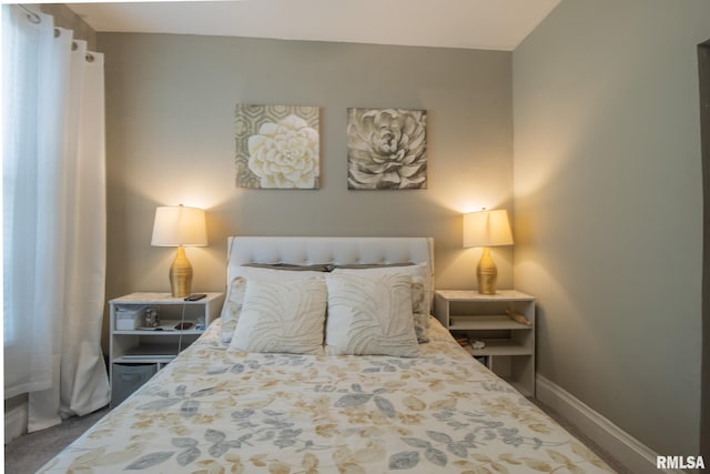 306 N Jefferson St, Abingdon, IL 61410 - bedroom featuring carpet and baseboards