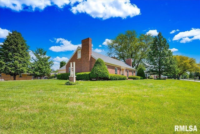 555 Kenwick Dr, Galesburg, IL 61401 - photo 2