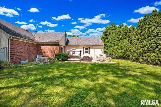 555 Kenwick Dr, Galesburg, IL 61401 - photo 6