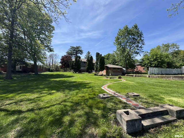 387 N Kellogg St, Galesburg, IL 61401 - photo 7