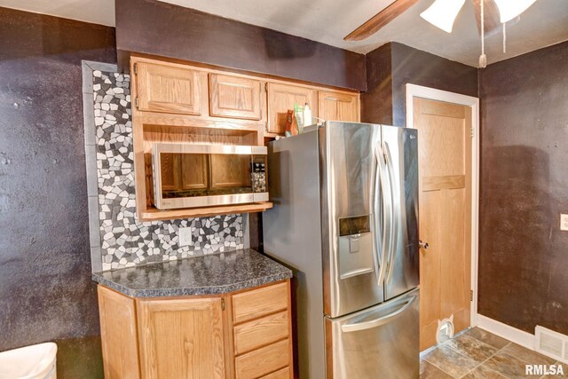 1100 W Vine St, Taylorville, IL 62568 - photo 6