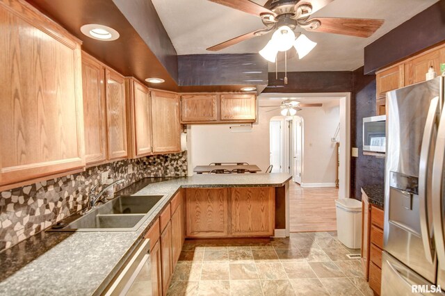 1100 W Vine St, Taylorville, IL 62568 - photo 7