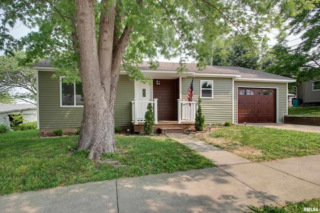 216 E Benson St, Pittsfield, IL 62363 - photo 2