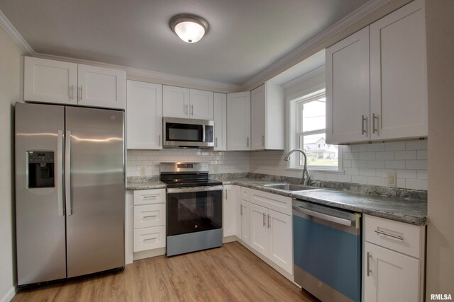 216 E Benson St, Pittsfield, IL 62363 - photo 4