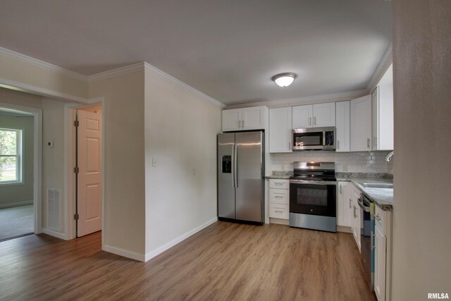 216 E Benson St, Pittsfield, IL 62363 - photo 7