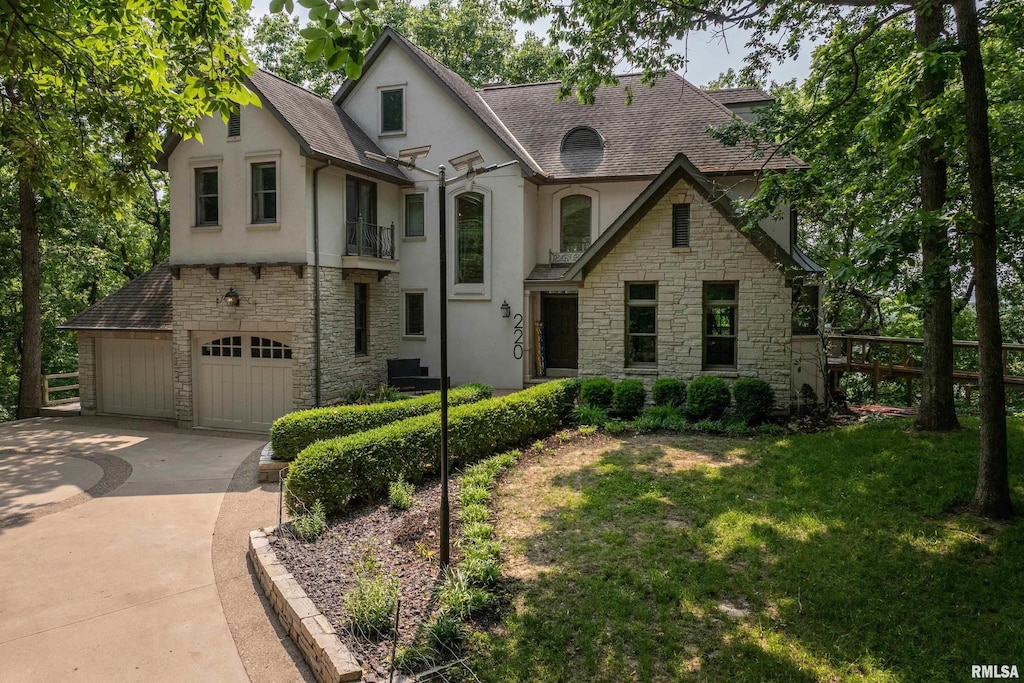 220 Einhaus Ln, Quincy, IL 62305 - photo 1