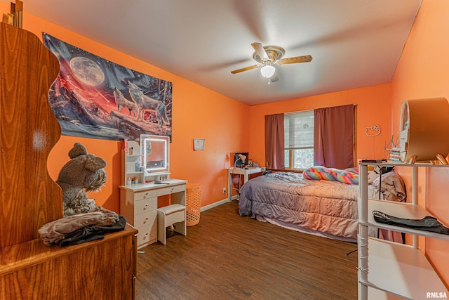 1354 Airport Rd, Lincoln, IL 62656 - bedroom with wood finished floors, a ceiling fan, and baseboards