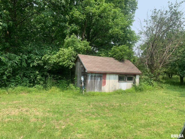 27425 Quarton Rd, Palmyra, IL 62674 - photo 28