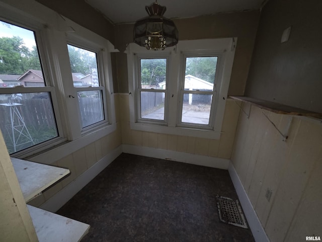 2040 S 5th St, Springfield, IL 62703 - view of unfurnished dining area