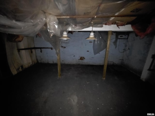 2040 S 5th St, Springfield, IL 62703 - view of unfinished basement