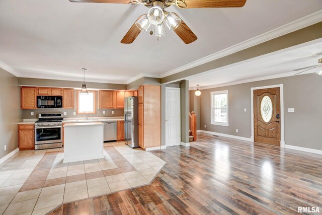 909 E Ash St, Taylorville, IL 62568 - photo 15