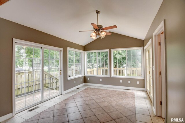 909 E Ash St, Taylorville, IL 62568 - photo 19
