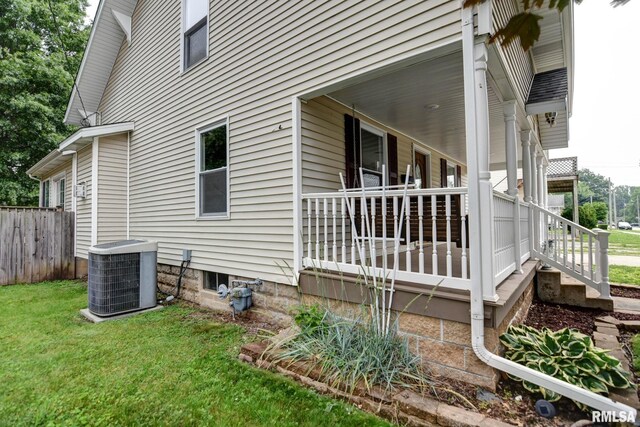 909 E Ash St, Taylorville, IL 62568 - photo 23