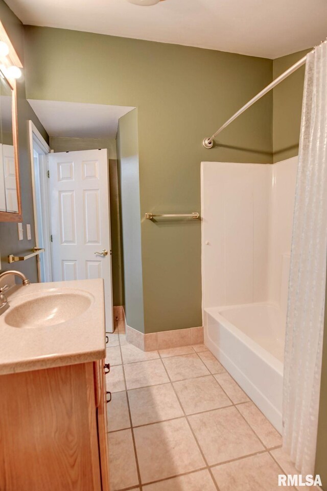 909 E Ash St, Taylorville, IL 62568 - photo 35