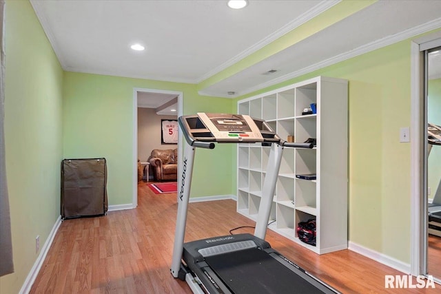 4108 Newtonmore Dr, Springfield, IL 62712 - exercise area featuring wood finished floors, baseboards, ornamental molding, and recessed lighting
