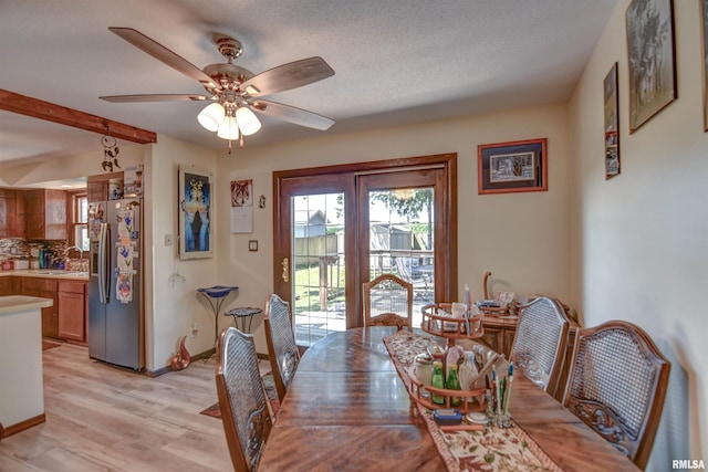 909 E Heights Ave, Taylorville, IL 62568 - dining area featuring light wood finished floors and ceiling fan