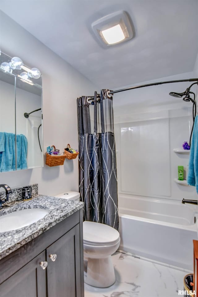 909 E Heights Ave, Taylorville, IL 62568 - full bath featuring vanity, shower / bath combo, and marble finish flooring
