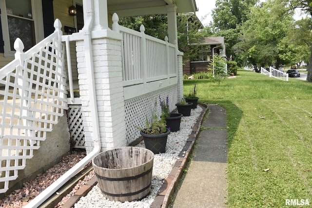 2531 Yale Blvd, Springfield, IL 62703 - view of home's exterior with a lawn and brick siding