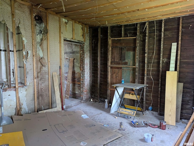 420 Kentucky St, Quincy, IL 62301 - view of miscellaneous room